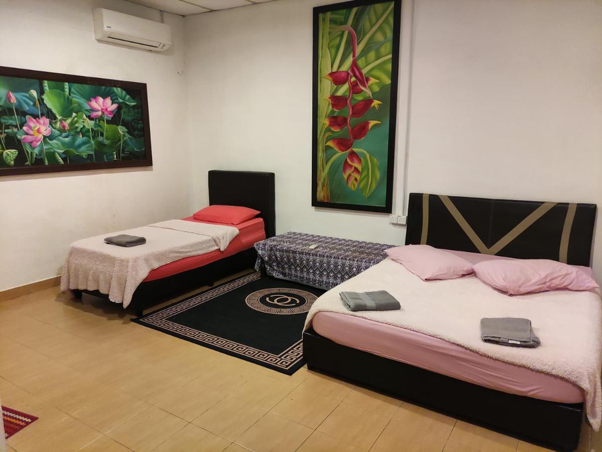 Kencana Guest House パンタイ・サナング エクステリア 写真